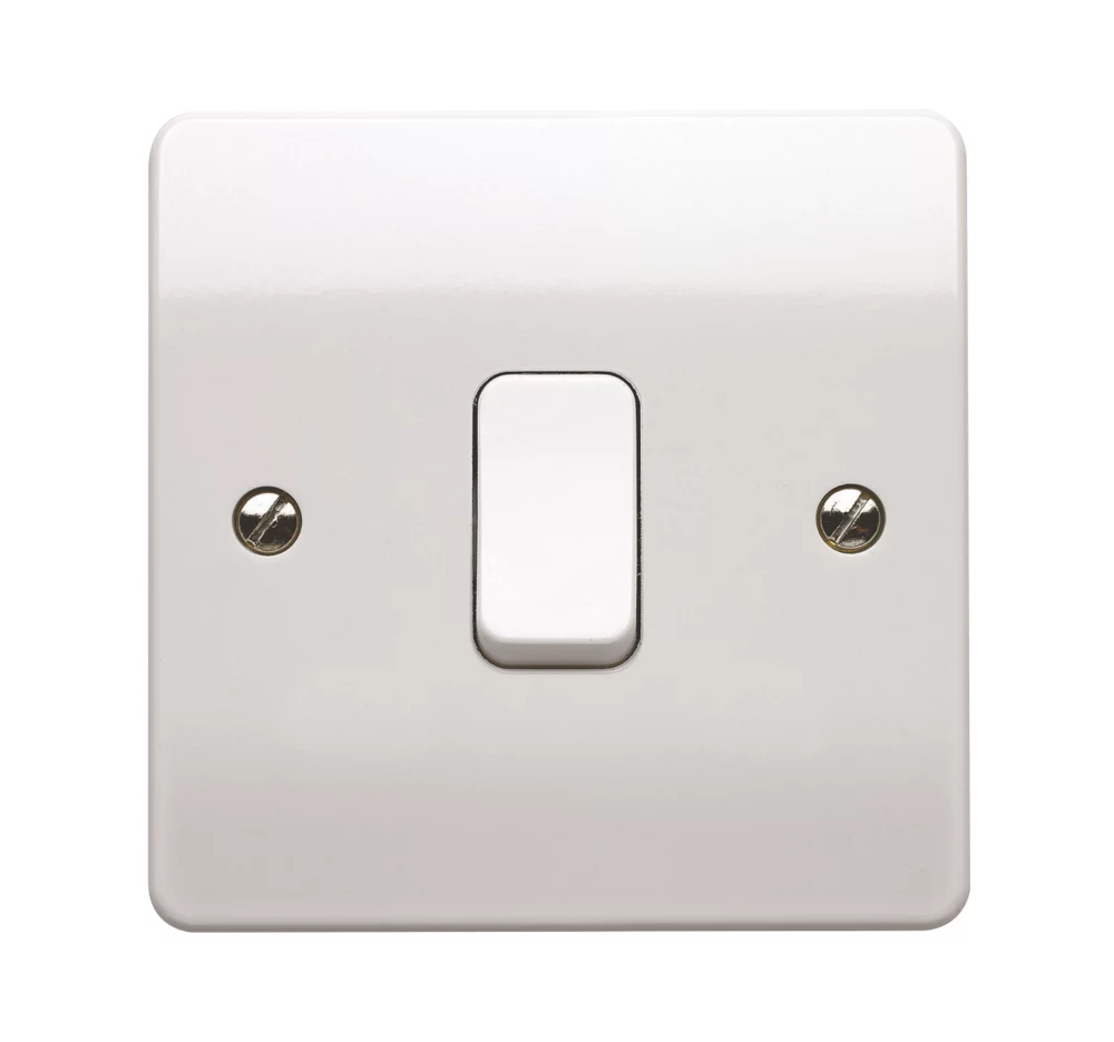 MK Logic Plus 10AX 1-Gang 1-Way Light Switch White 4 MK Logic Plus 10AX 1-Gang 1-Way Light Switch White - Image 2