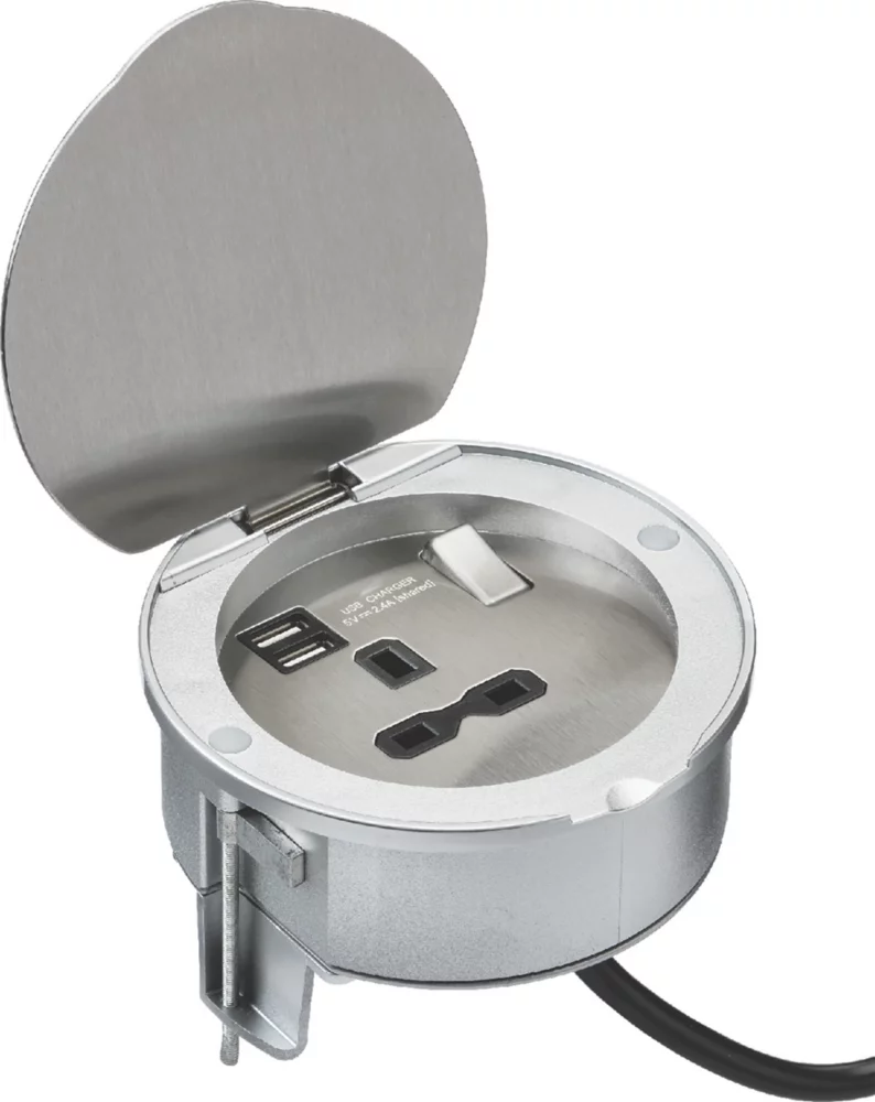 Knightsbridge SKR003A 13A 1-Gang SP Switched USB Socket + 2.4A 2-Outlet Type A USB Charger Stainless Steel 5 Knightsbridge SKR003A 13A 1-Gang SP Switched USB Socket + 2.4A 2-Outlet Type A USB Charger Stainless Steel - Image 3