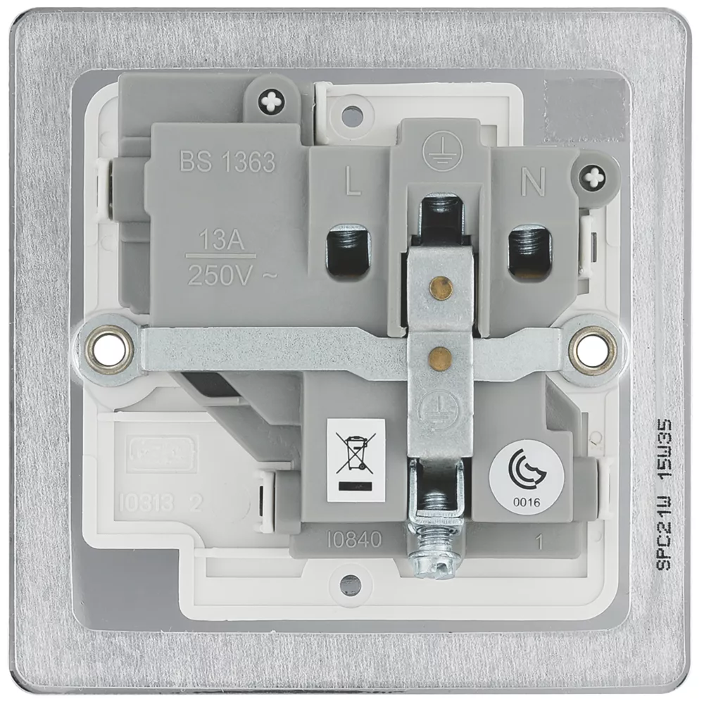 LAP 13A 1-Gang DP Switched Plug Socket Polished Chrome With White Inserts 6 LAP 13A 1-Gang DP Switched Plug Socket Polished Chrome With White Inserts - Image 4