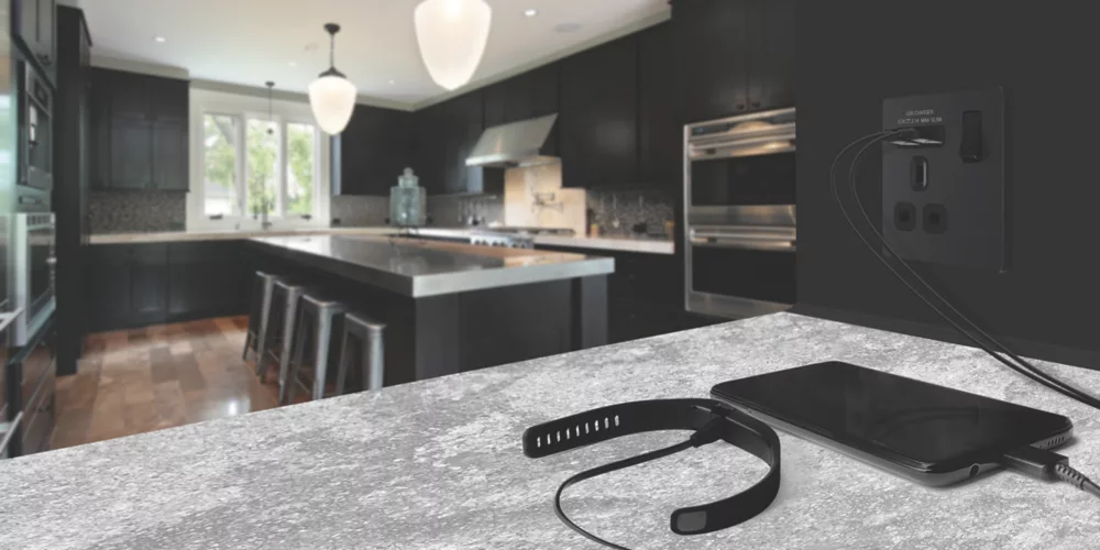 British General Evolve 13A 1-Gang SP Switched Socket + 2.1A 2-Outlet Type A USB Charger Matt Black With Black Inserts 9 British General Evolve 13A 1-Gang SP Switched Socket + 2.1A 2-Outlet Type A USB Charger Matt Black With Black Inserts - Image 7