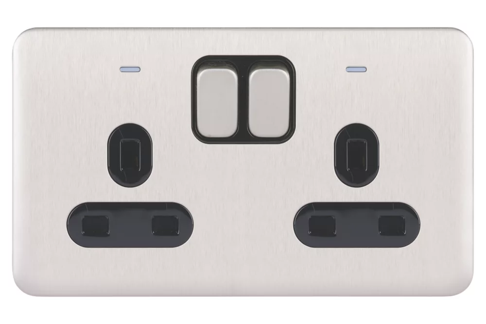 Schneider Electric Lisse Deco 13A 2-Gang DP Switched Plug Socket Brushed Stainless Steel With Black Inserts 4 Schneider Electric Lisse Deco 13A 2-Gang DP Switched Plug Socket Brushed Stainless Steel With Black Inserts - Image 2