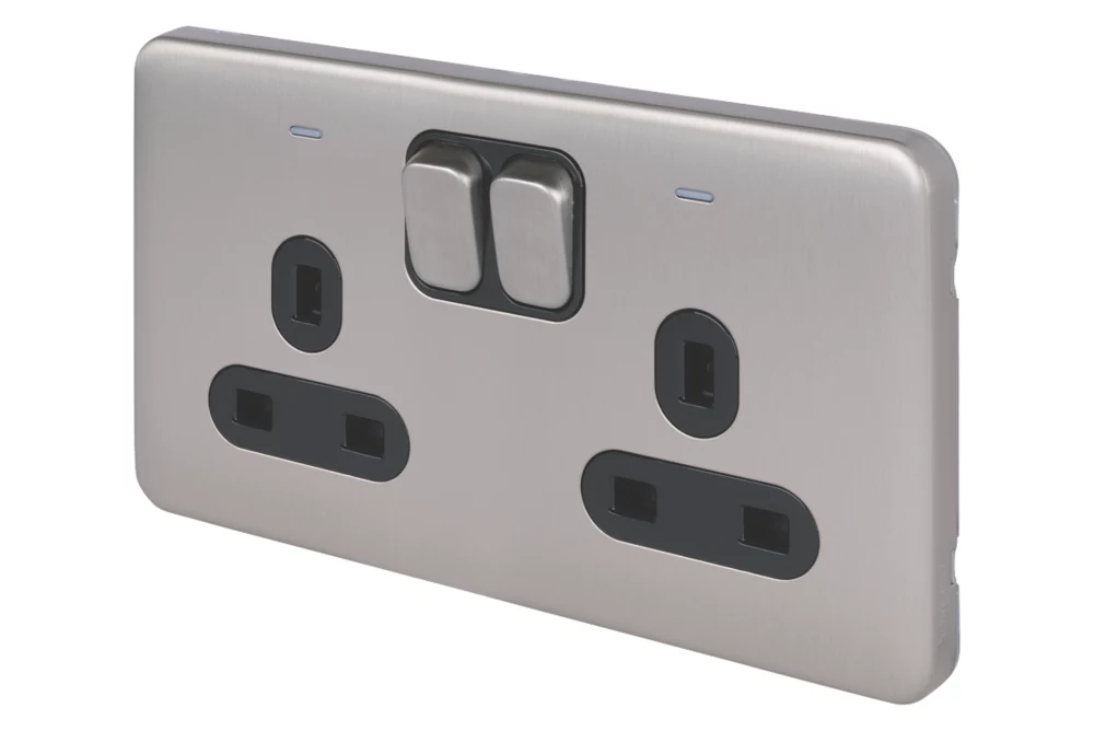 Schneider Electric Lisse Deco 13A 2-Gang DP Switched Plug Socket Brushed Stainless Steel With Black Inserts 3 Schneider Electric Lisse Deco 13A 2-Gang DP Switched Plug Socket Brushed Stainless Steel With Black Inserts