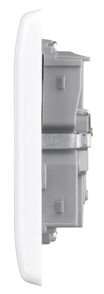 British General 800 Series 13A 2-Gang SP Switched Smart Socket White 5 British General 800 Series 13A 2-Gang SP Switched Smart Socket White - Image 3