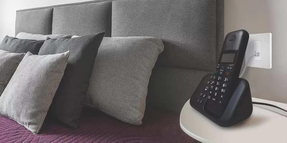 British General Evolve Slave Telephone Socket Brushed Steel With White Inserts 9 British General Evolve Slave Telephone Socket Brushed Steel With White Inserts - Image 7