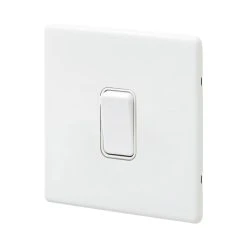 MK Aspect 10AX 1-Gang 2-Way Switch White With Colour-Matched Inserts