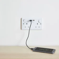 LAP 13A 2-Gang SP Switched Socket + 3.1A 2-Outlet Type A USB Charger White -British General Shop 4087P A7
