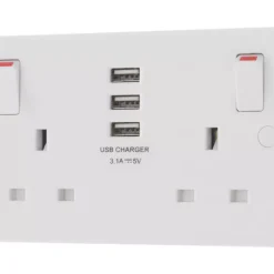 British General 900 Series 13A 2-Gang SP Switched Socket + 3.1A 3-Outlet Type A USB Charger White