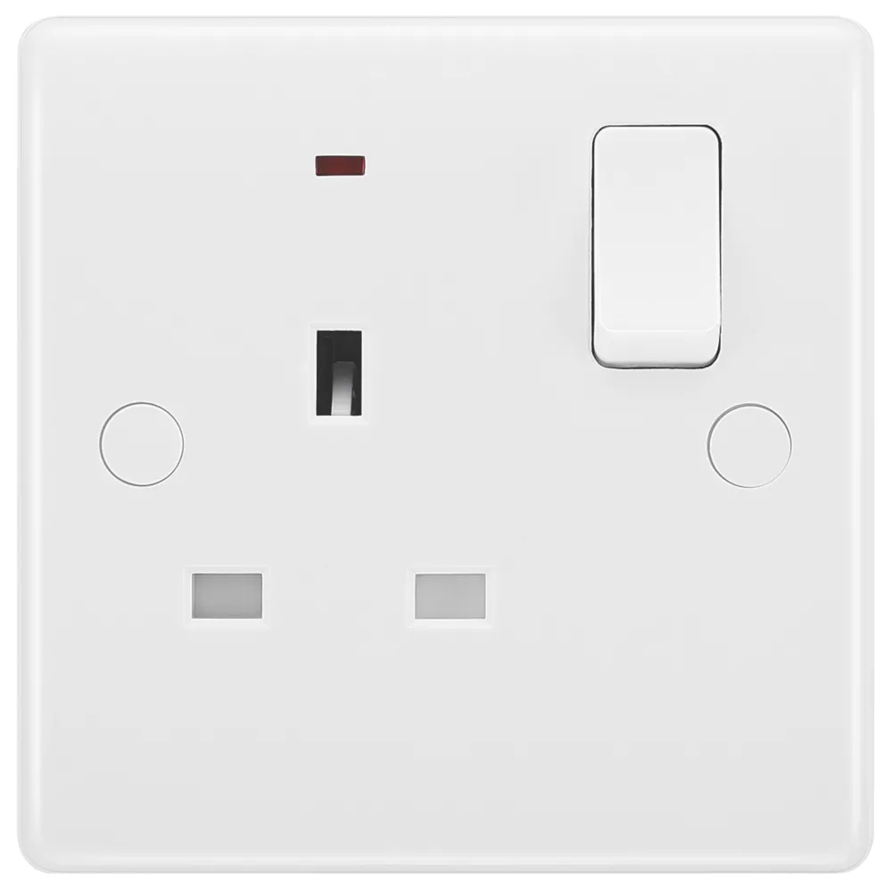 British General 800 Series 13A 1-Gang SP Switched Power Socket White With LED 4 British General 800 Series 13A 1-Gang SP Switched Power Socket White With LED - Image 2
