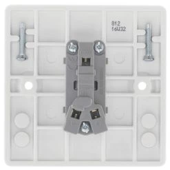 British General 800 Series 10AX 1-Gang 2-Way Light Switch White -British General Shop 461HV A3