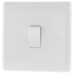 British General 800 Series 10AX 1-Gang Intermediate Switch White