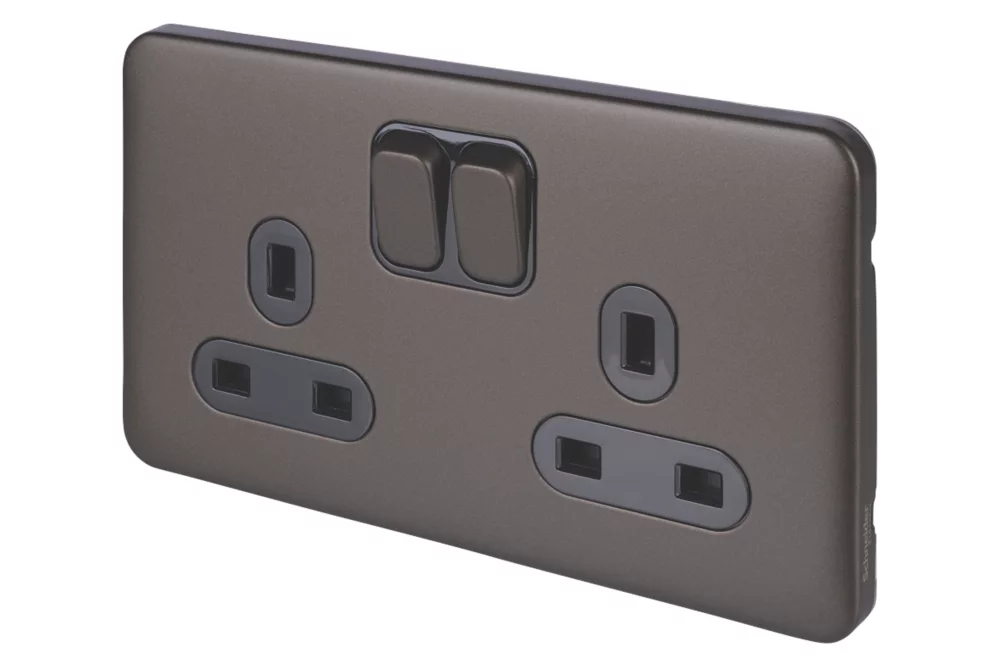 Schneider Electric Lisse Deco 13A 2-Gang SP Switched Plug Socket Mocha Bronze With Black Inserts 3 Schneider Electric Lisse Deco 13A 2-Gang SP Switched Plug Socket Mocha Bronze With Black Inserts