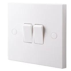 British General 900 Series 10AX 2-Gang 2-Way Light Switch White
