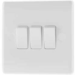 British General 800 Series 10AX 3-Gang 2-Way Light Switch White