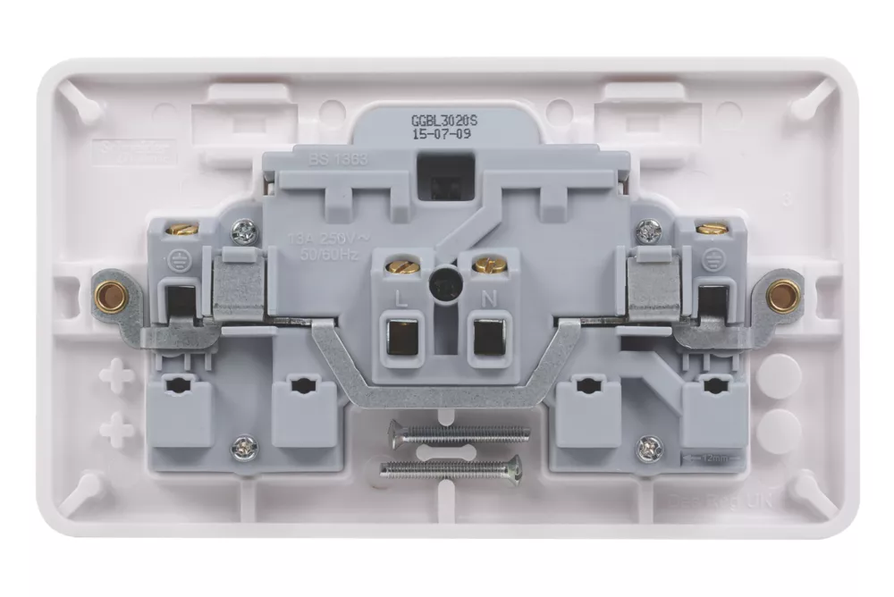 Schneider Electric Lisse 13A 2-Gang SP Switched Plug Socket White 6 Schneider Electric Lisse 13A 2-Gang SP Switched Plug Socket White - Image 4