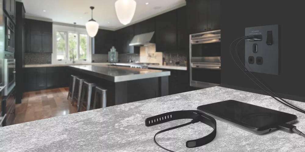 British General Evolve 13A 1-Gang SP Switched Socket + 2.1A 2-Outlet Type A USB Charger Grey With Black Inserts 9 British General Evolve 13A 1-Gang SP Switched Socket + 2.1A 2-Outlet Type A USB Charger Grey With Black Inserts - Image 7