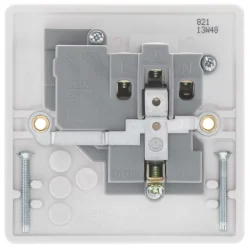British General 800 Series 13A 1-Gang SP Switched Socket White -British General Shop 690HV A2