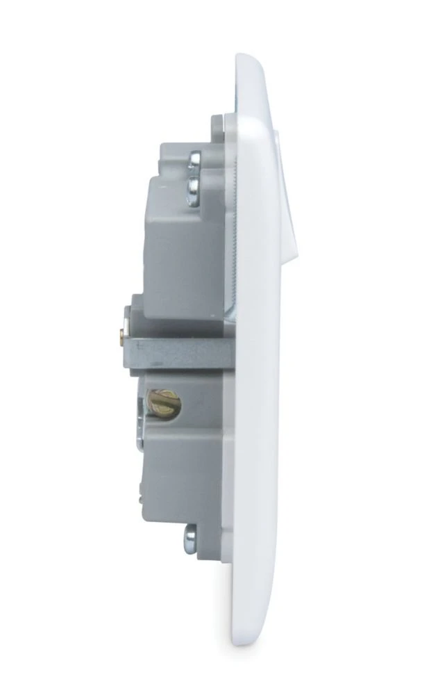 British General 800 Series 13A 1-Gang SP Switched Socket + 2.1A 2-Outlet Type A USB Charger White 5 British General 800 Series 13A 1-Gang SP Switched Socket + 2.1A 2-Outlet Type A USB Charger White - Image 3