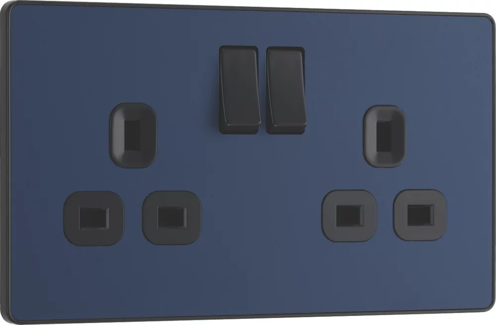 British General Evolve 13A 2-Gang SP Switched Socket Blue With Black Inserts 4 British General Evolve 13A 2-Gang SP Switched Socket Blue With Black Inserts - Image 2