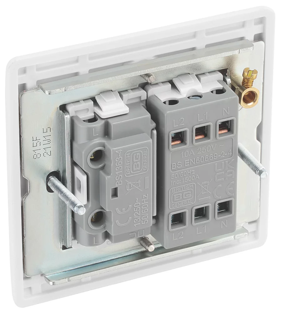 British General 800 Series 10A 1-Gang 3-Pole Fan Isolator Switch White 5 British General 800 Series 10A 1-Gang 3-Pole Fan Isolator Switch White - Image 3