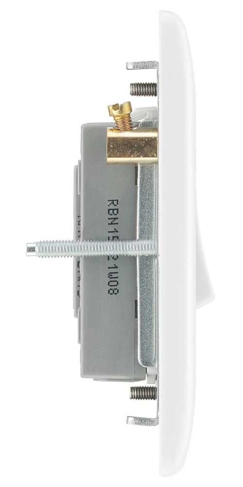 British General 800 Series 10A 1-Gang 3-Pole Fan Isolator Switch White 6 British General 800 Series 10A 1-Gang 3-Pole Fan Isolator Switch White - Image 4