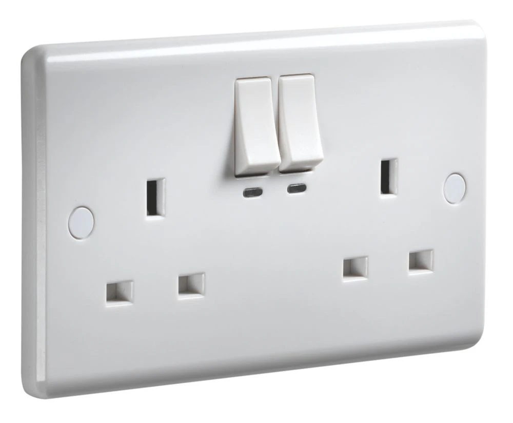 Knightsbridge CU9KW 13A 2-Gang SP Switched Smart Socket White 5 Knightsbridge CU9KW 13A 2-Gang SP Switched Smart Socket White - Image 3