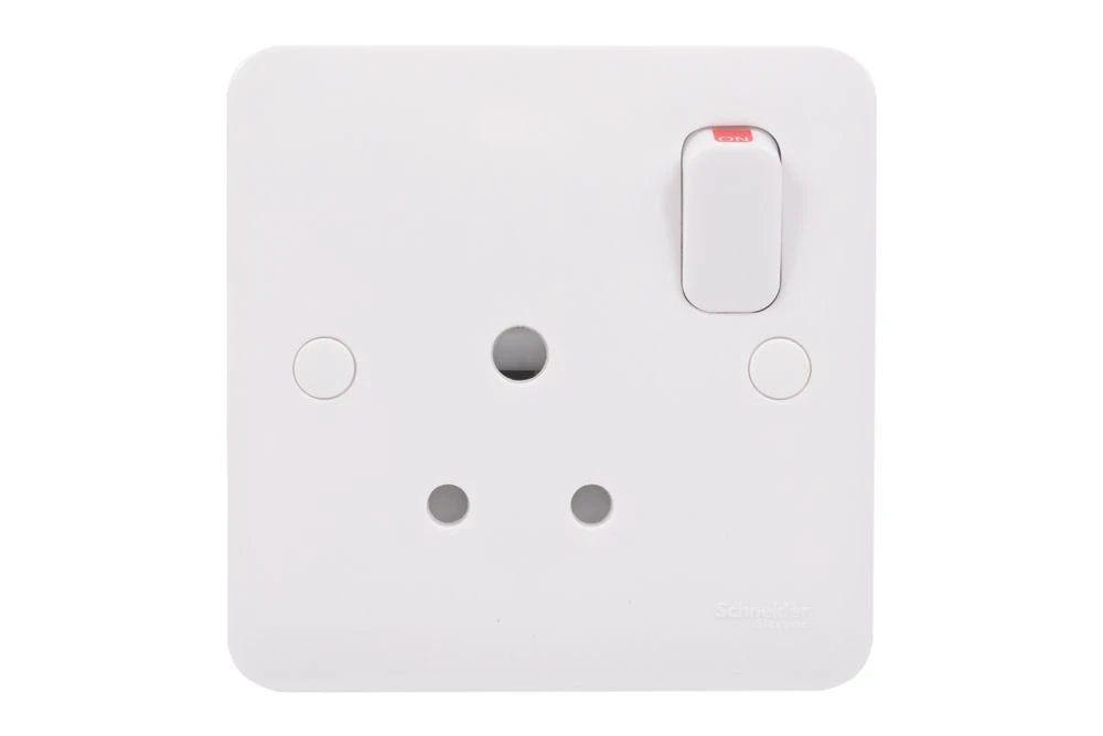 Schneider Electric Lisse 5A 1-Gang SP Switched Round Pin Plug Socket White 4 Schneider Electric Lisse 5A 1-Gang SP Switched Round Pin Plug Socket White - Image 2
