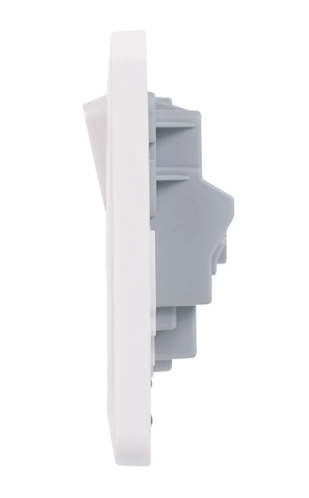 Schneider Electric Lisse 5A 1-Gang SP Switched Round Pin Plug Socket White 5 Schneider Electric Lisse 5A 1-Gang SP Switched Round Pin Plug Socket White - Image 3