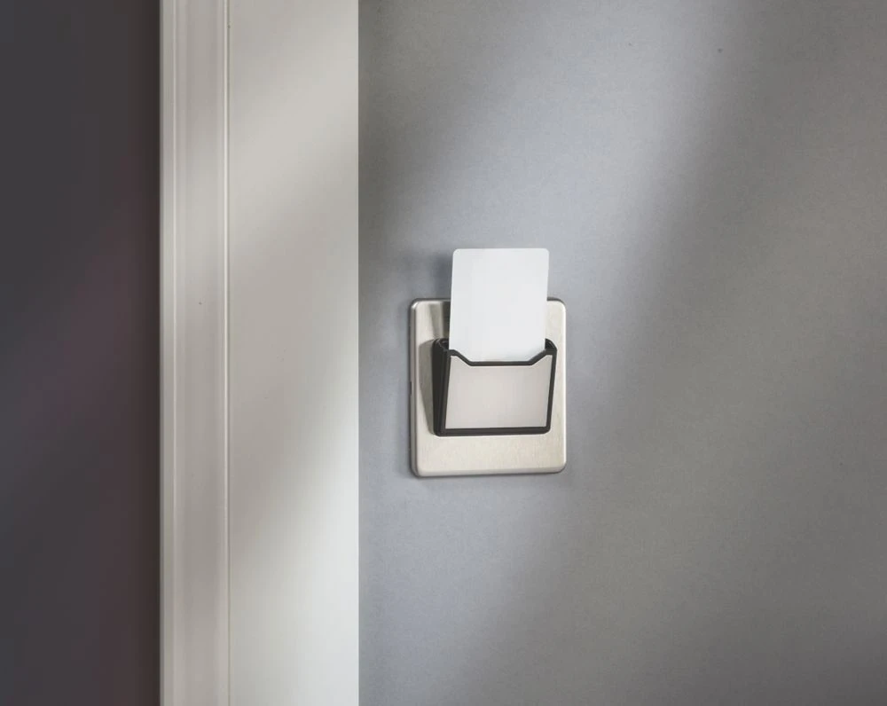 Knightsbridge SFCARDBC 32A Key Card Switch Brushed Chrome 7 Knightsbridge SFCARDBC 32A Key Card Switch Brushed Chrome - Image 5