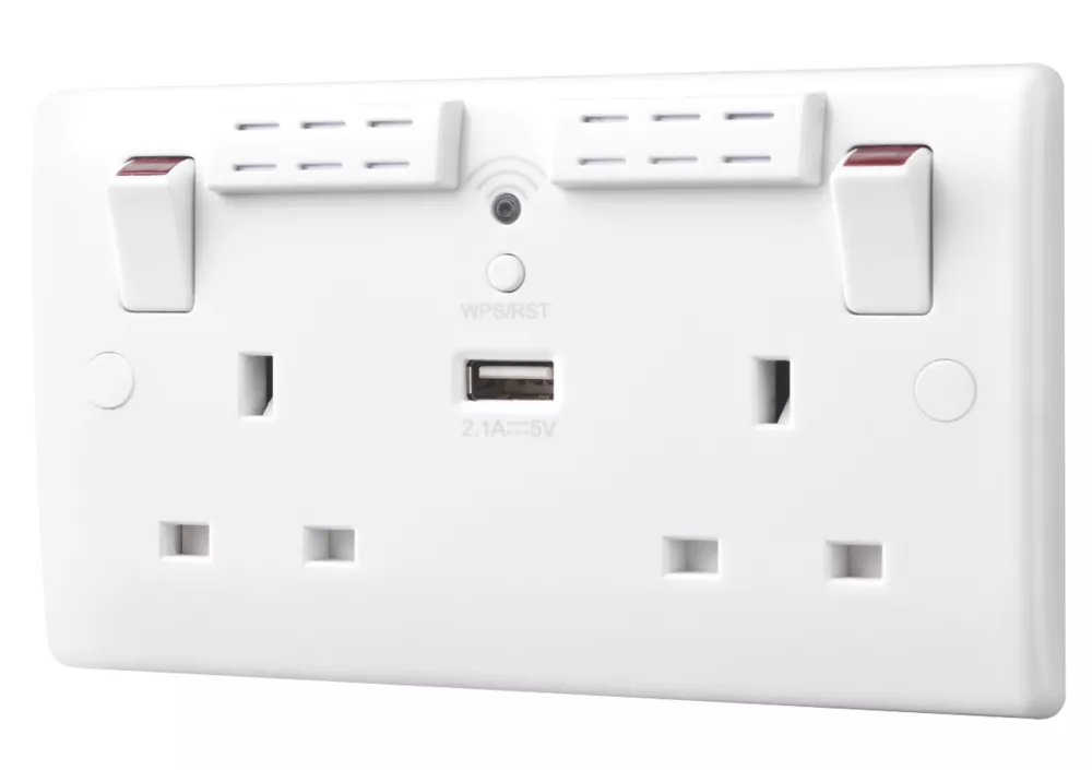 British General 800 Series 13A 2-Gang SP Switched Wi-Fi Extender Socket + 2.1A 1-Outlet Type A USB Charger White 3 British General 800 Series 13A 2-Gang SP Switched Wi-Fi Extender Socket + 2.1A 1-Outlet Type A USB Charger White