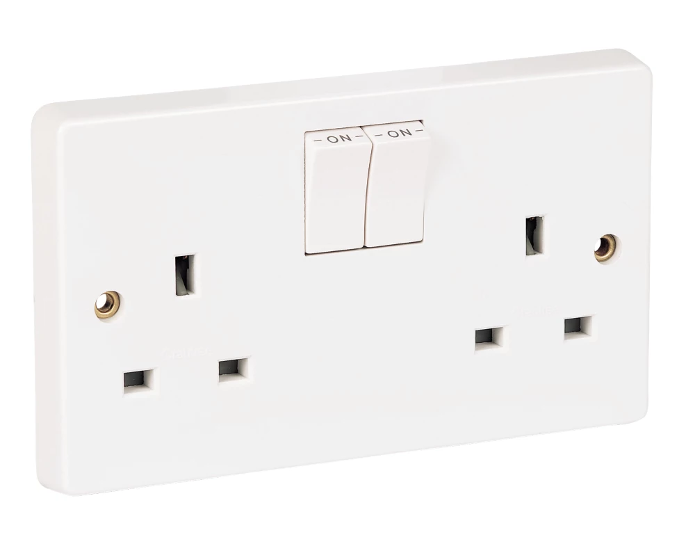 Crabtree Capital 13A 2-Gang SP Switched Plug Socket White 4 Crabtree Capital 13A 2-Gang SP Switched Plug Socket White - Image 2