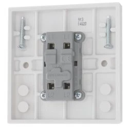 British General 900 Series 10AX 1-Gang Intermediate Switch White -British General Shop 96842 A2