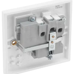 British General 900 Series 13A 1-Gang SP Switched Power Socket White With LED -British General Shop 988XF A2